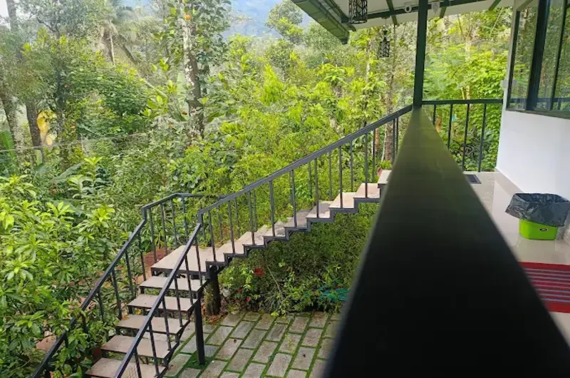 Buddha-Mayuri-Homestay-Munnar